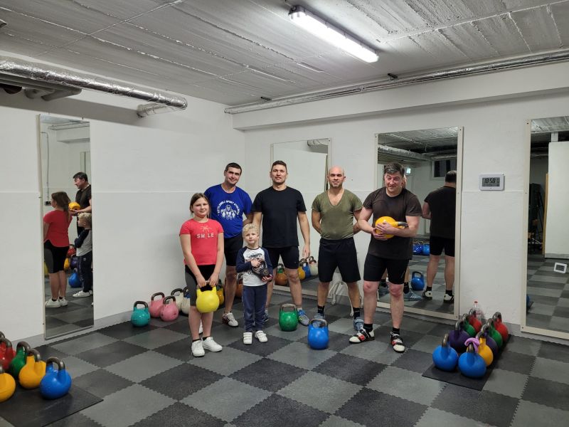 tl_files/inhalte/allgemein/news/2022/20210119_kettlebellspende.jpeg